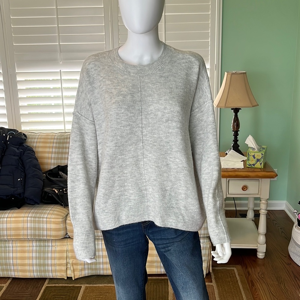 Vince Camuto Sweater